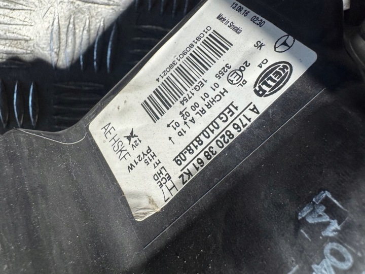 MERCEDES A-KLASA A1768203861 KZ PHARE GAUCHE AVANT PROJECTEUR EUROPE