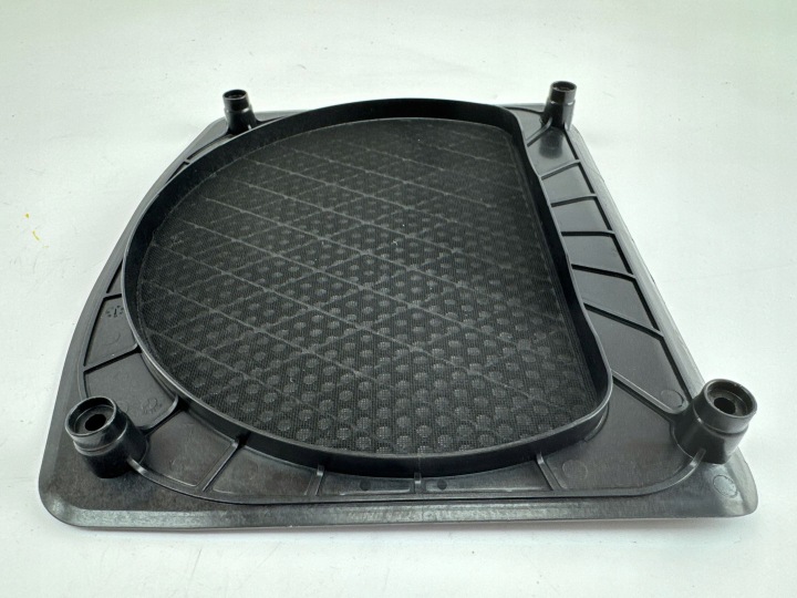 BMW 1 F20 F21 2015 CALANDRE SUBWOOFERA
