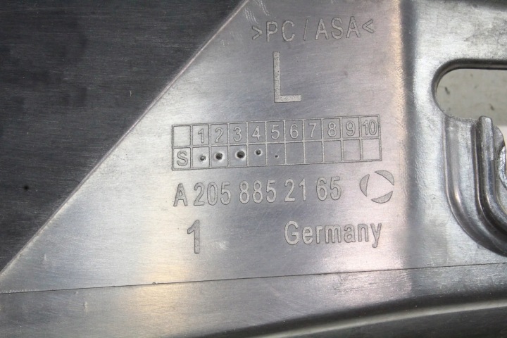 GAUCHE GLISSIÈRE ARRIÈRE PARE-CHOCS MERCEDES-BENZ C COUPÉ (C205) A2058852165 2.1L
