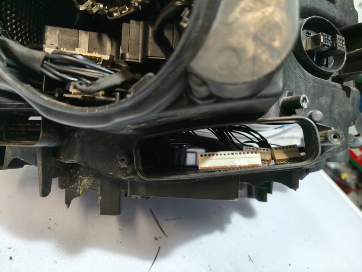 BMW F22 F23 PHARE GAUCHE LED 7304465