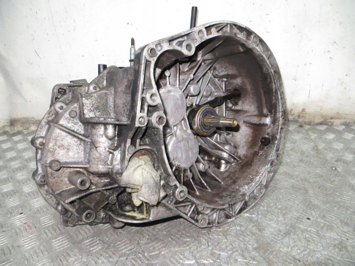 TRAFIC VIVARO II 1.9 BOÎTE DE VITESSES PK5369 01-