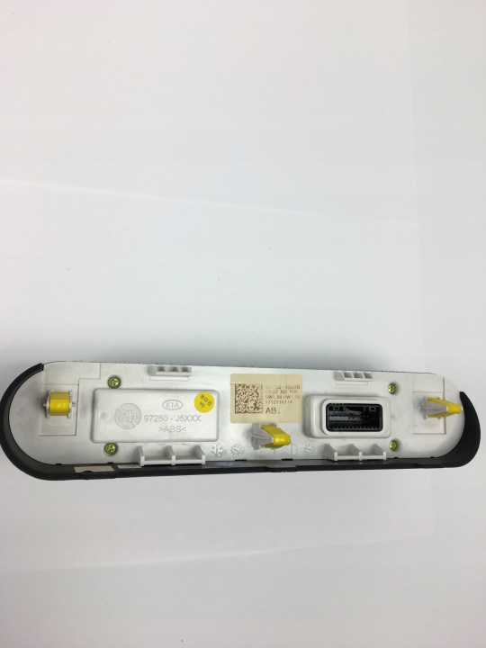 PANNEAU COMMANDE CLIMATISATION CONDUIT D'AIR KIA STINGER 3.3 AWD 97250-J5XXX