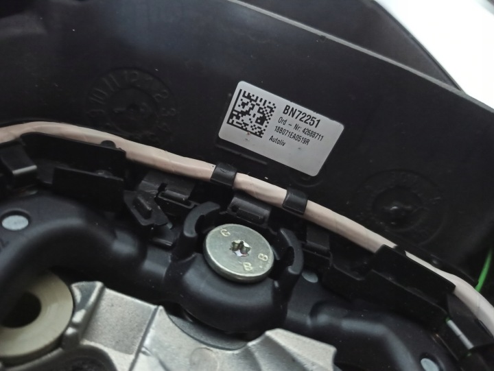 VOLANT PALETTES AIRBAG KMP BMW 5 G30 G31 CUIR
