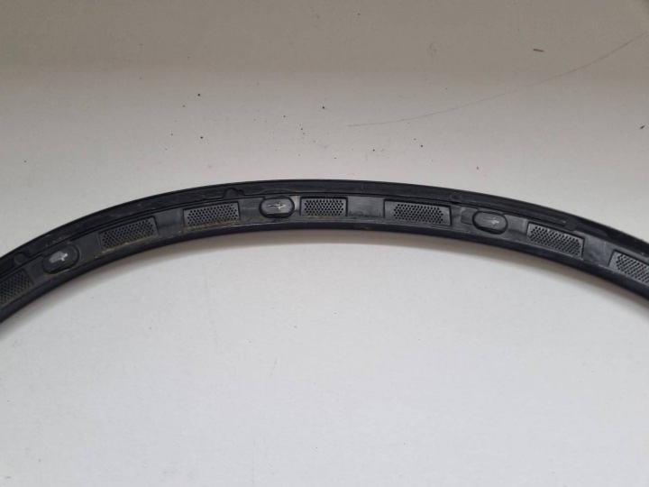 MERCEDES GLC W254 AMG 22- MOULURE SUR AILE GAUCHE AVANT A2548805702