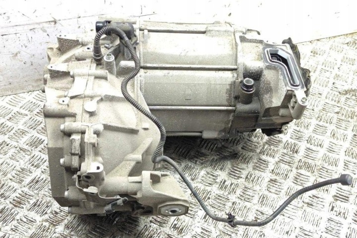 PETIT MOTEUR RÉSERVOIR LAVE-GLACES VW ID.5 (E39) 12E010001B ÉLECTRIQUE 2021