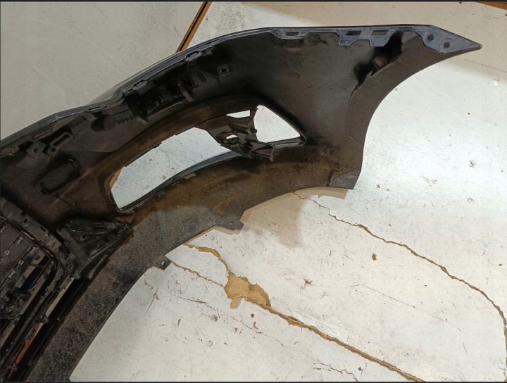PARE-CHOCS AUDI A6 C8 4K0 18+ AVANT NR M720 CALANDRE