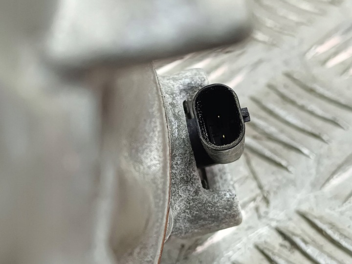 2022 JEEP GRAND CHEROKEE WL COMPRESSEUR DE CLIMATISATION P68459835AB