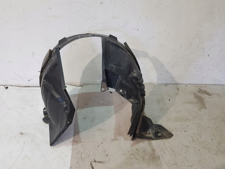 PASSAGE DE ROUE GAUCHE AVANT 63841EY10A NISSAN QASHQAI J10 +2 EUROPE 09R