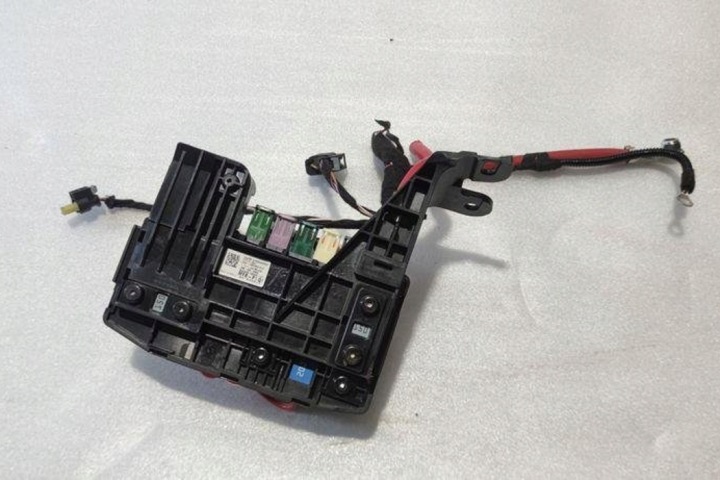 BOÎTE FUSIBLES MERCEDES-BENZ GL (X166) A1665402950 5.5L GASOLINE