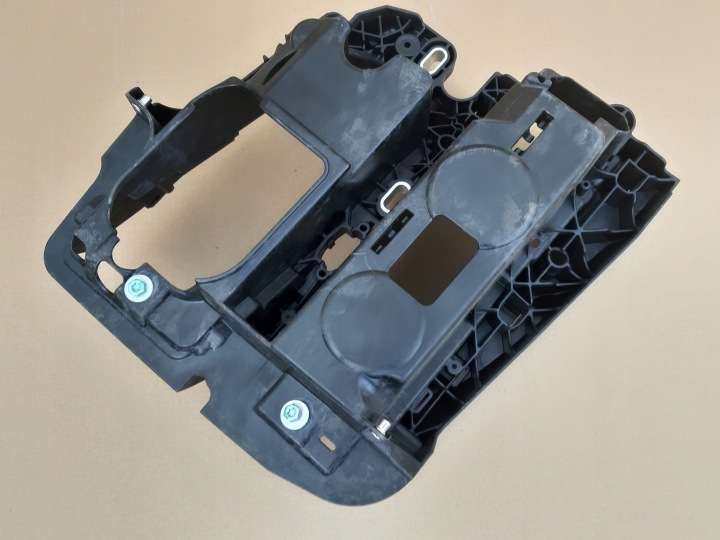 MAN TGL TGM OCULAIRE PHARES SUPPORT PARE-CHOCS GAUCHE GARNEK 81416105727