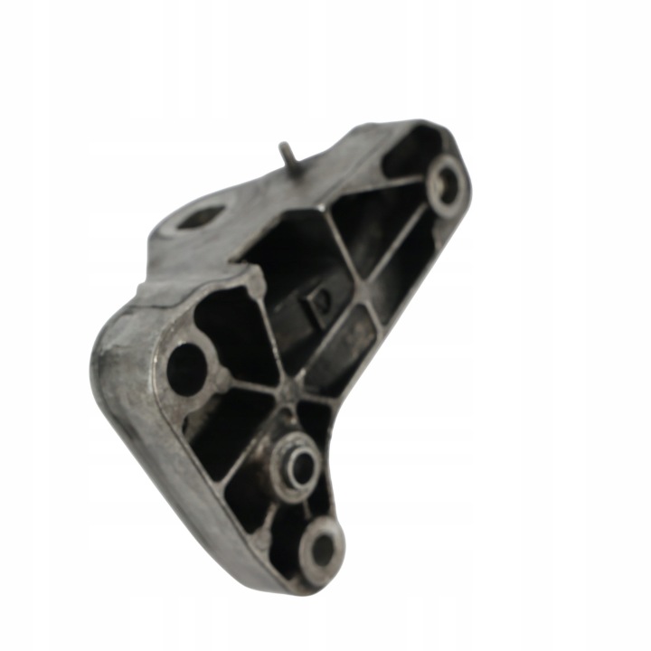 VOLKSWAGEN TRANSPORTER T5 SUPPORT POIGNÉE MOTEUR DROIT 2.5 TDI 7H0199207B
