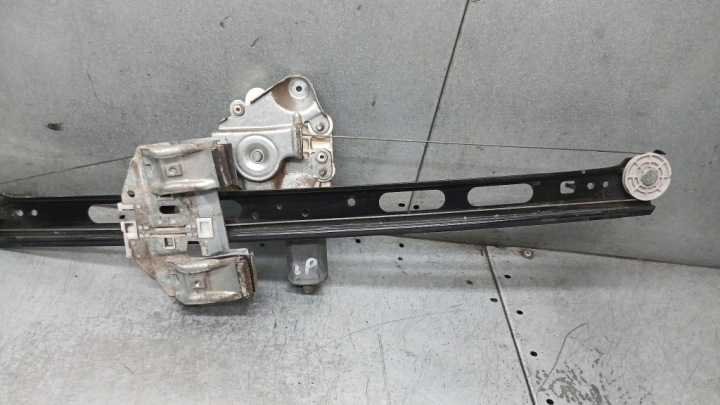 ÉLÉVATEUR GAUCHE AVANT MERCEDES-BENZ W168 A140 01-04R 1.4B 1688203742