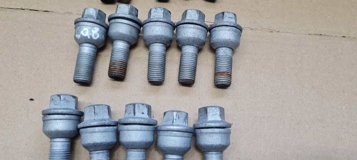 SQ8 4M RSQ8 Q8 GOUPILLES ROUES KULOWA 20 PIÈCES 8R0601295 Q3 83A Q7 4M VW AUDI