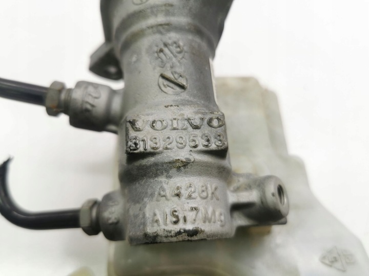 VOLVO V40 2013 PRINCIPAL PISTON FREINS