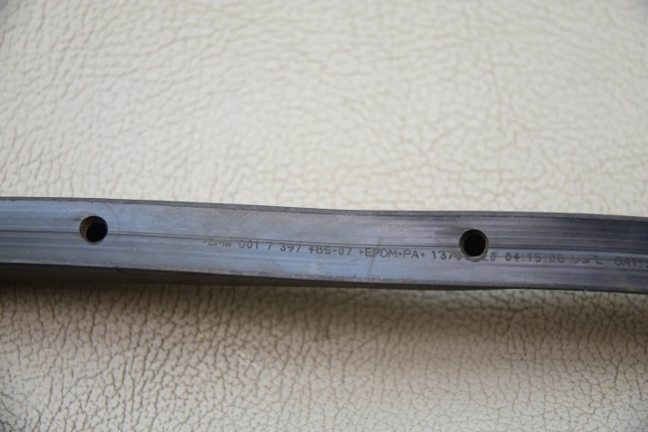 BMW X3 G01 JOINT D'ÉTANCHÉITÉ CAPOTS COUVERCLES MOTEUR 7397485