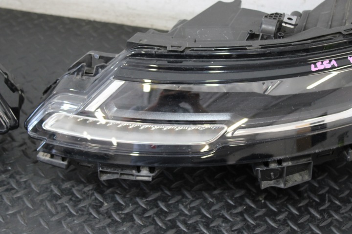 PHARES AVANT LED LAND ROVER EVOQUE II 2 L551 M8D2-13W029-BA M8D2-13W030-BA