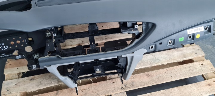 A7 4G S7 PLANCHE CONSOLE DISTRIBUTION COCKPIT 4G8857001NF COULEUR GRISE ORIGINE HED UP