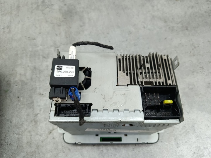RADIO D'USINE SEAT ALTEA FREETRACK 5P0035680A A2C53330833 CONTINENTAL
