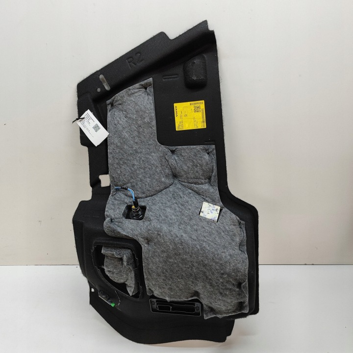 VOLVO XC40 2024 DROITE CÔTÉ COLLECTEUR GARNITURE COUVERCLES DE COFFRE