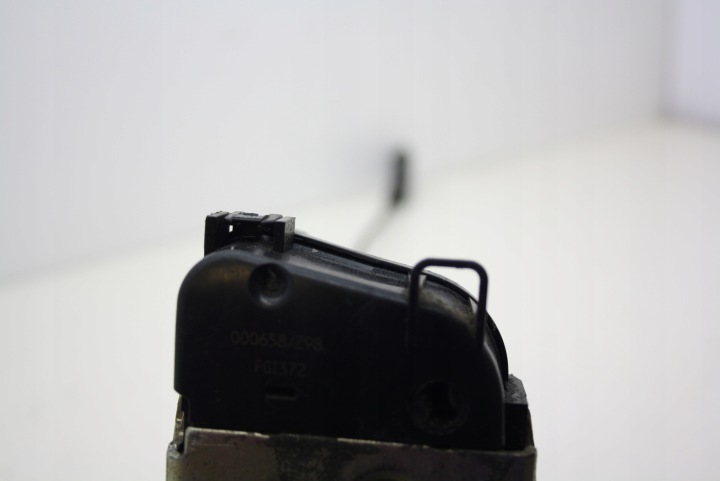 SERRURE DE PORTE DROIT AVANT RENAULT LAGUNA II 000658/Z98 4 GOUPILLE