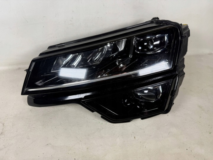 SKODA KAROQ 57B941015B 16- COMPLET LED PHARE GAUCHE AVANT AVANT
