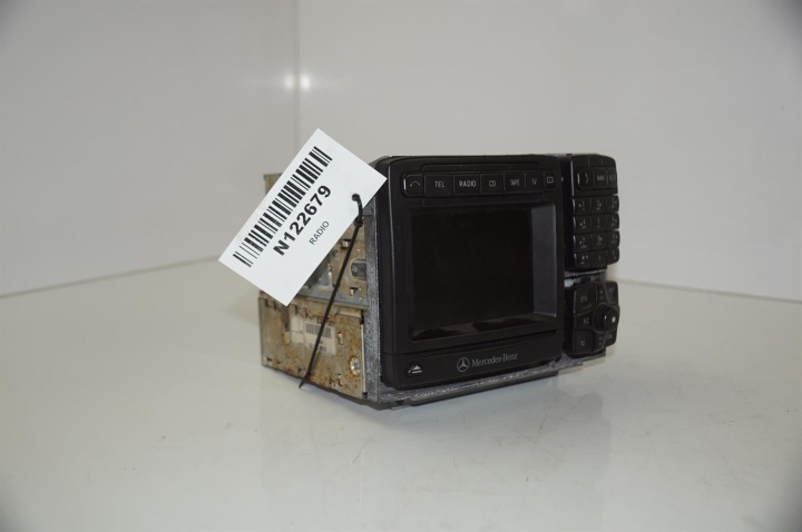 RADIO A2208204889 MERCEDES AVEC CLASSE W220