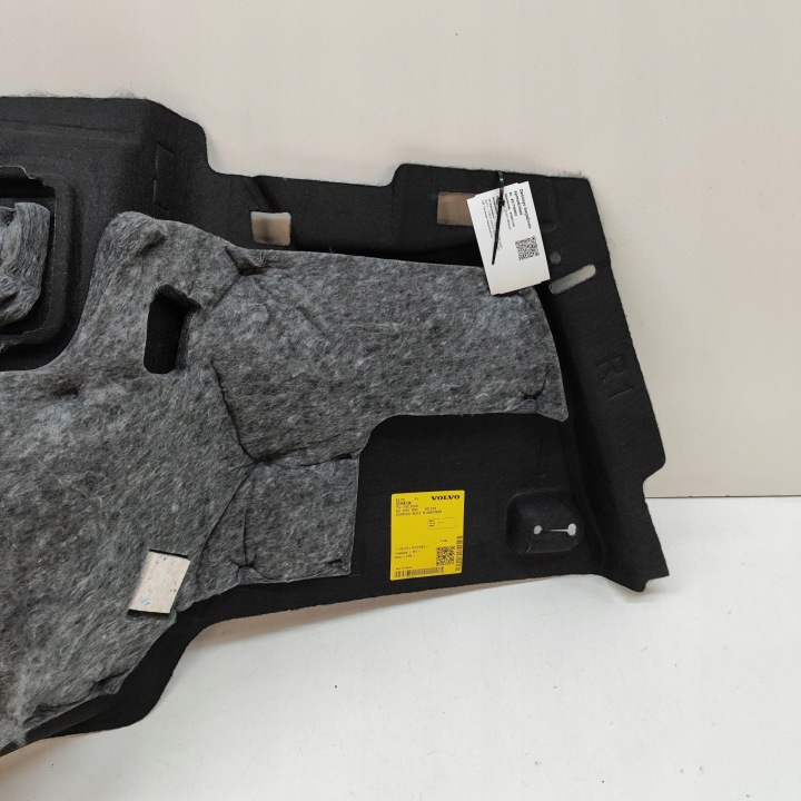 VOLVO XC40 2024 DROITE CÔTÉ COLLECTEUR GARNITURE COUVERCLES DE COFFRE
