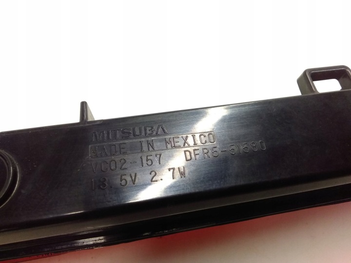 TROISIÈME LANTERNE STOP MAZDA CX-30 DFR551580