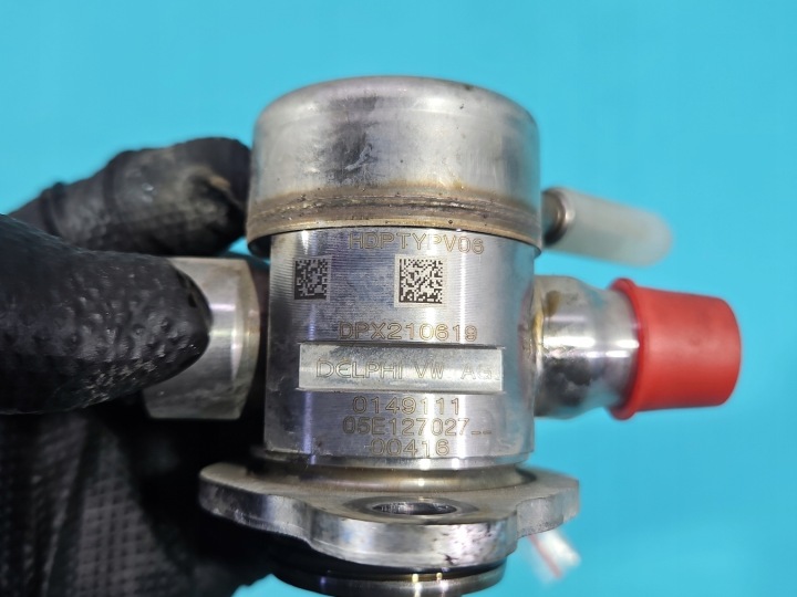 POMPE POMPE CARBURANTS HAUTE PRESSION SKODA OCTAVIA III 1.5 TSI 05E127027