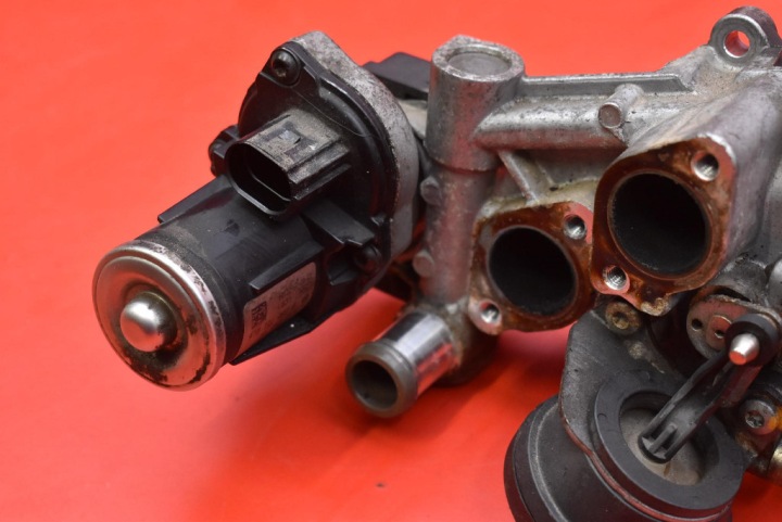 RADIATEUR GAZ D'ÉCHAPPEMENT VANNE EGR 03L131512DQ SKODA YETI 1.6 TDI 105 KM LIFT 13-18