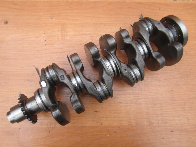 HYUNDAI I30 I20 KIA CEED 1.4 1.6 CRDI D4FB PISTON P289 U16 E5B