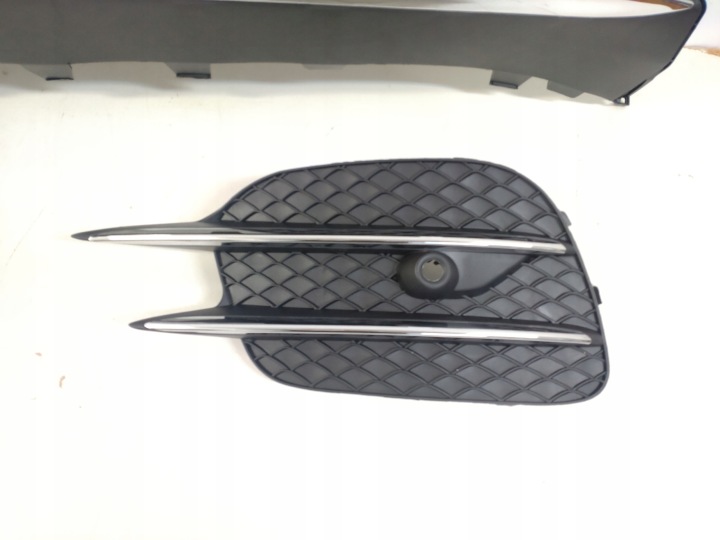 NOUVEAU GRILLES INFÉRIEUR PARE-CHOCS AVANT MERCEDES W447 V-KLASA 2014-24 AMG LINE