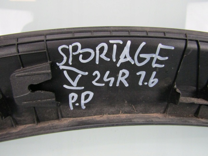 SPORTAGE V 24R MOULURE GARDE-BOUE DROITE AVANT DROIT AVANT 1K 87714-R2300