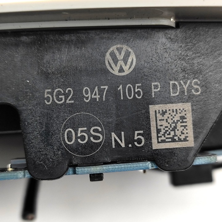 AMPOULE ÉCLAIRAGE CABINES SKODA SUPERB III 3V