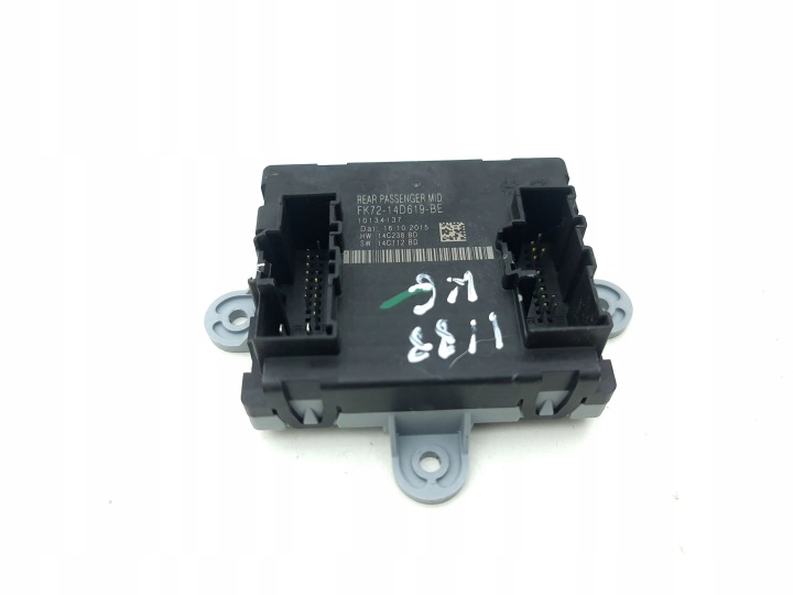 JAGUAR XE 2015 MODULE PORTES FK7214D619BE