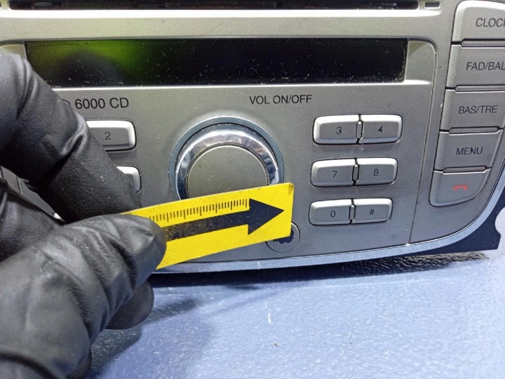 FORD FOCUS MK2 LIFT 08- RADIO CD D'USINE 6000CD 8M5T-18C815-AB