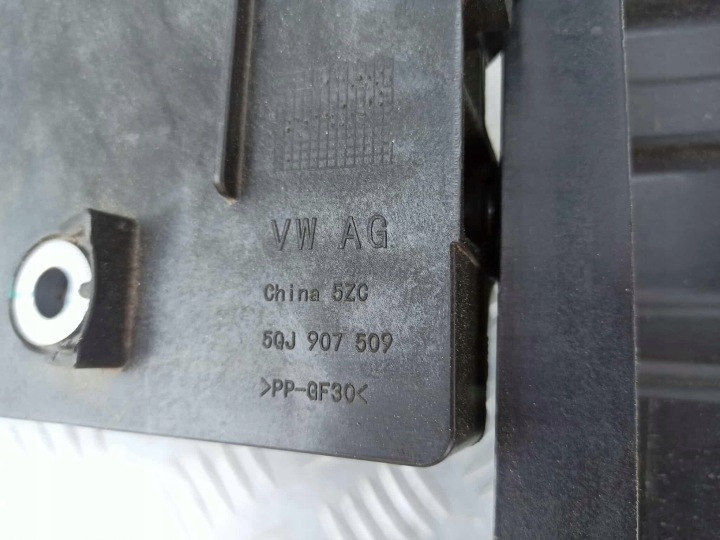 VOLKSWAGEN TIGUAN 5NA II SUPPORT BATTERIE 2023R 5QJ907509 5QJ971502