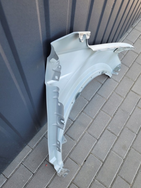AILE AVANT GAUCHE AVANT VOLKSWAGEN VW TROC T-ROC 2GA821105A