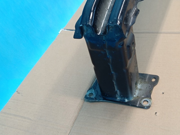 SKODA KAROQ 1,5 TSI 110KW 2020 R RENFORCEMENT POUTRE PARE-CHOCS ARRIÈRE 575807305B