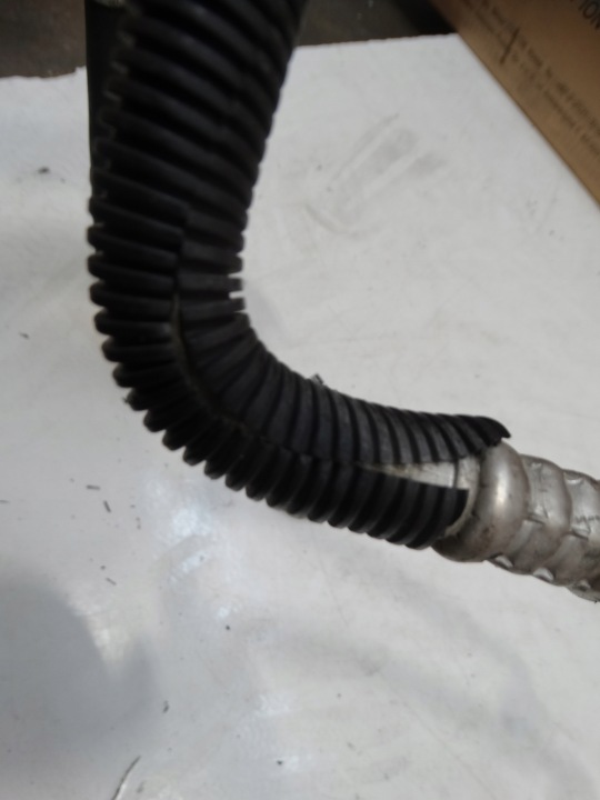 FIL TUYAU CLIMATISATION RENAULT SCENIC III 2.0DCI 09-13R. 924900019R