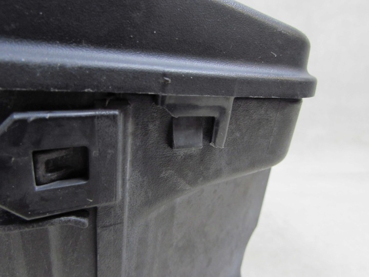 VOLVO S60 II V60 XC60 2.0 08-17 SUPPORT CHÂSSIS BOÎTE BATTERIE