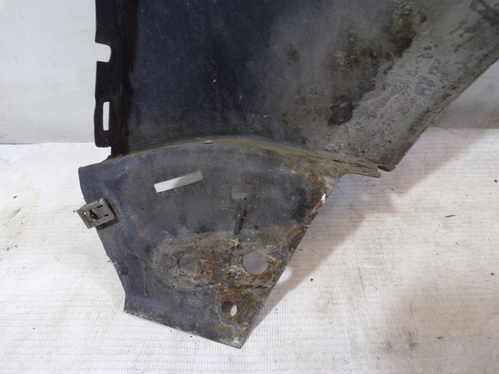 AILE DROIT AVANT VOLKSWAGEN FOX COULEUR N2C/BC