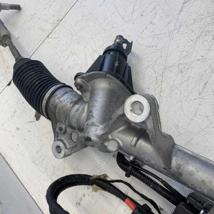 CRÉMAILLÈRE DE DIRECTION DIRECTION EUROPE BMW 4 G26 G23 G22 420I LIFT 23R