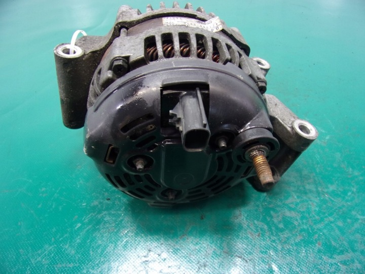 CHRYSLER PT CRUISER 2.0 16V ALTERNATEUR 421000-0070