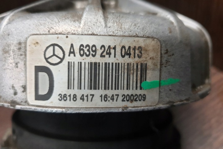 COUSSIN MOTEUR DROITE MERCEDES-BENZ VITO MIXTO FURGON (W639) A6392410413