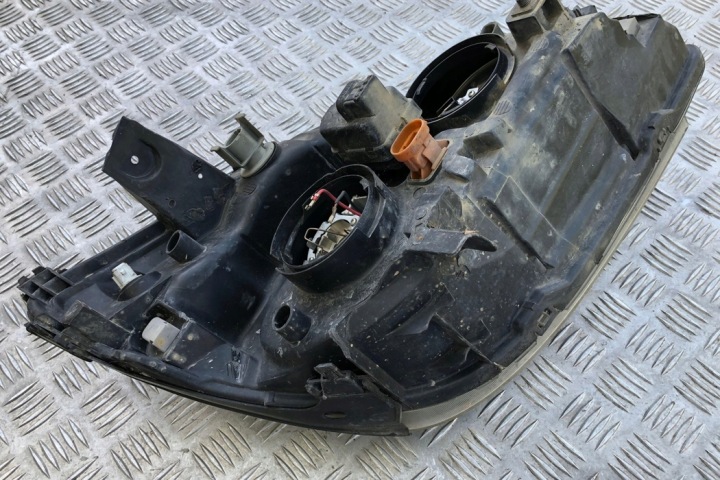 PHARE GAUCHE AVANT RENAULT MEGANE SCENIC (JA0/1_) 7700432098 1.9L DIESEL