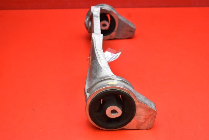 SUPPORT FIXATION ARRIÈRE DIFFÉRENTIEL NA5F39730 MAZDA MX5 MX-5 4 IV 2.0