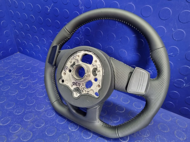 VOLANT MULTIFONCTIONNELLE S-LINE SCIETA PERFEROWANA AUDI A4 B9 8W0419091DH