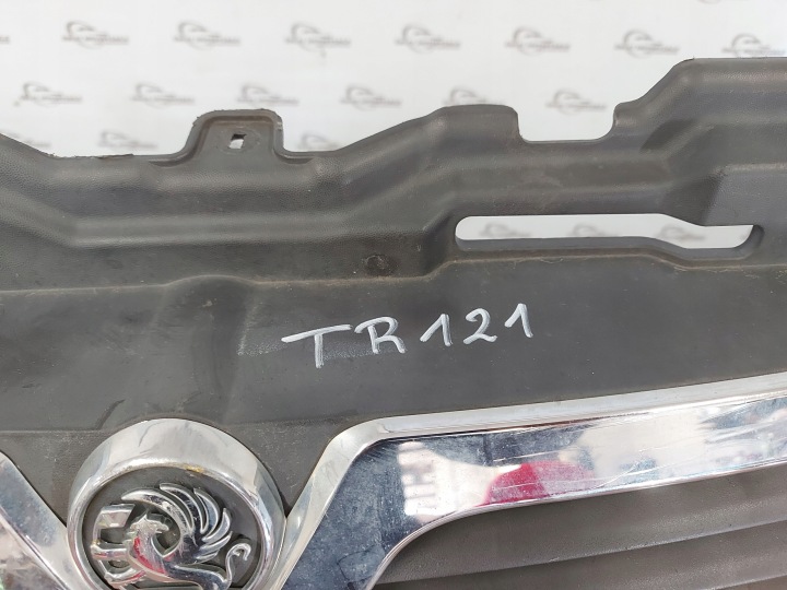 OPEL CORSA C PARE-CHOCS AVANT 13120846