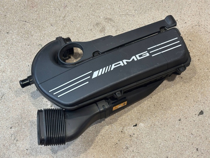 CHÂSSIS FILTRE AIR GAUCHE CÔTÉ MERCEDES-BENZ C AMG W205 A1770901301
